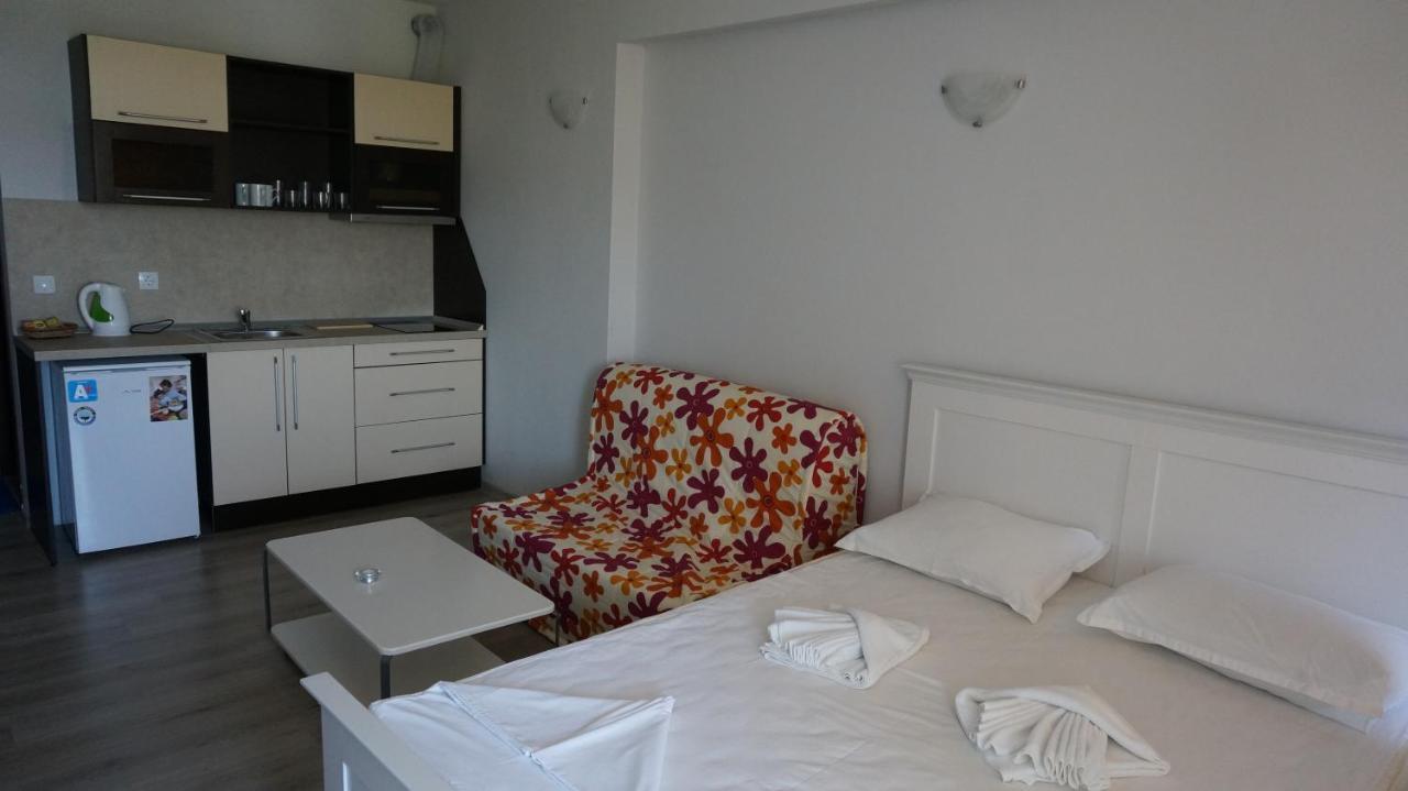Privately Owned Studios Bora Bora Несебир Екстер'єр фото